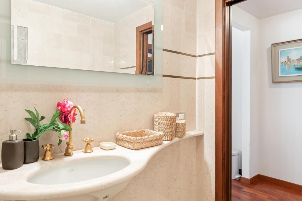 Exclusive Corso Italia Penthouse Apartment ปิซา ภายนอก รูปภาพ